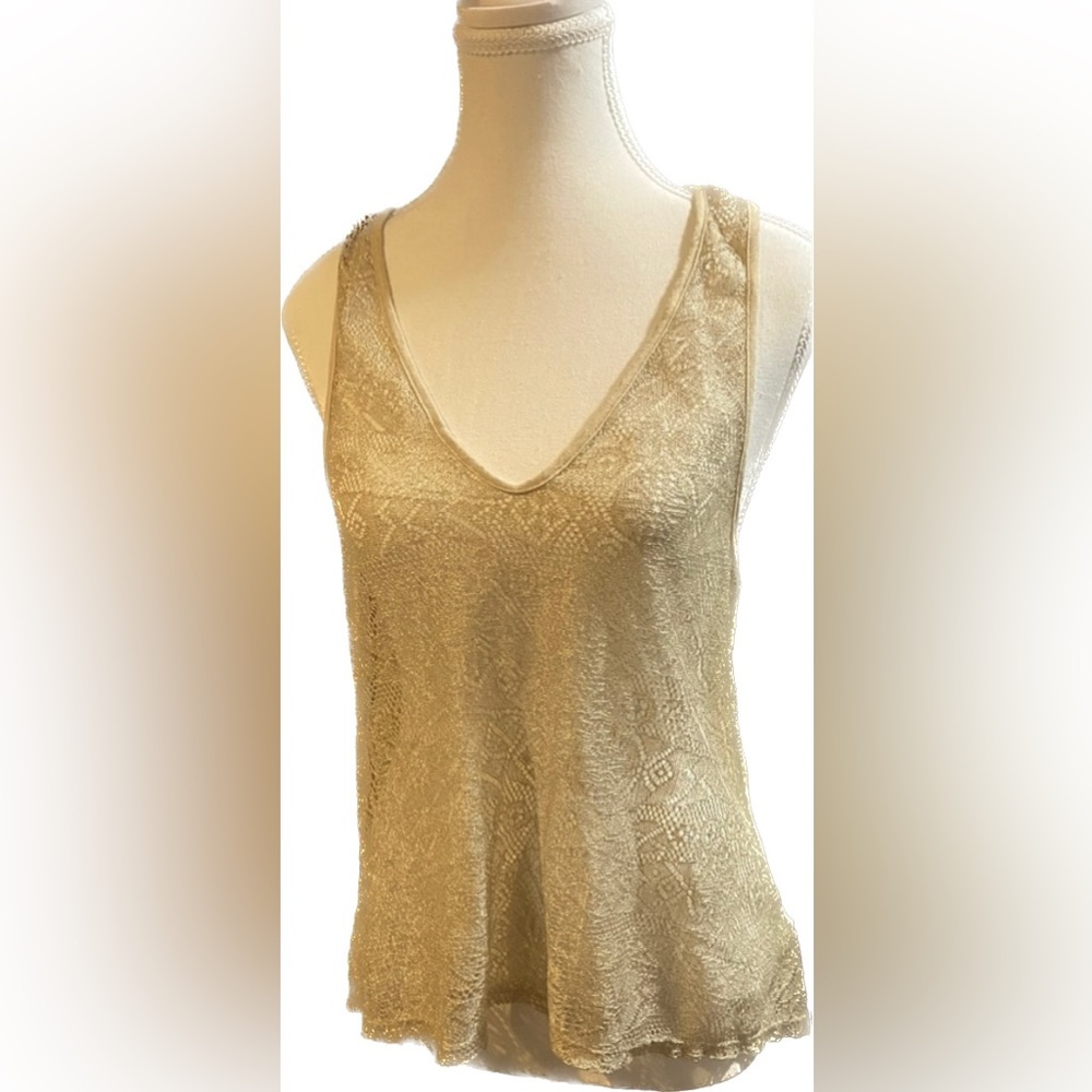 Gorgeous Gold lace women’s racer back tank size M